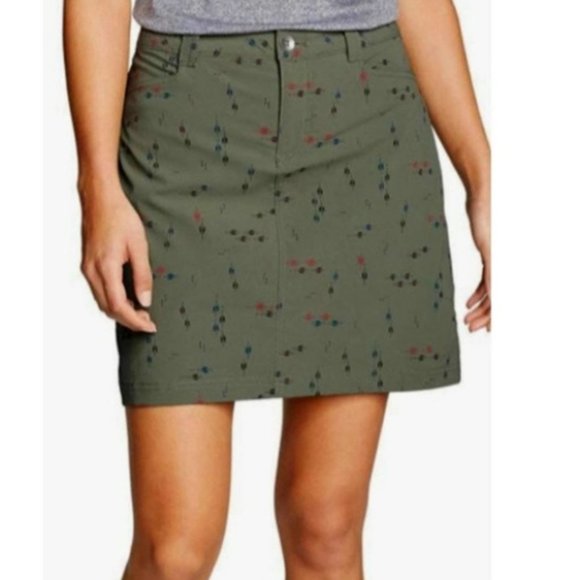 Eddie Bauer Adventurer 2.0 Olive Green Sprig Skort - 8 - Picture 1 of 10